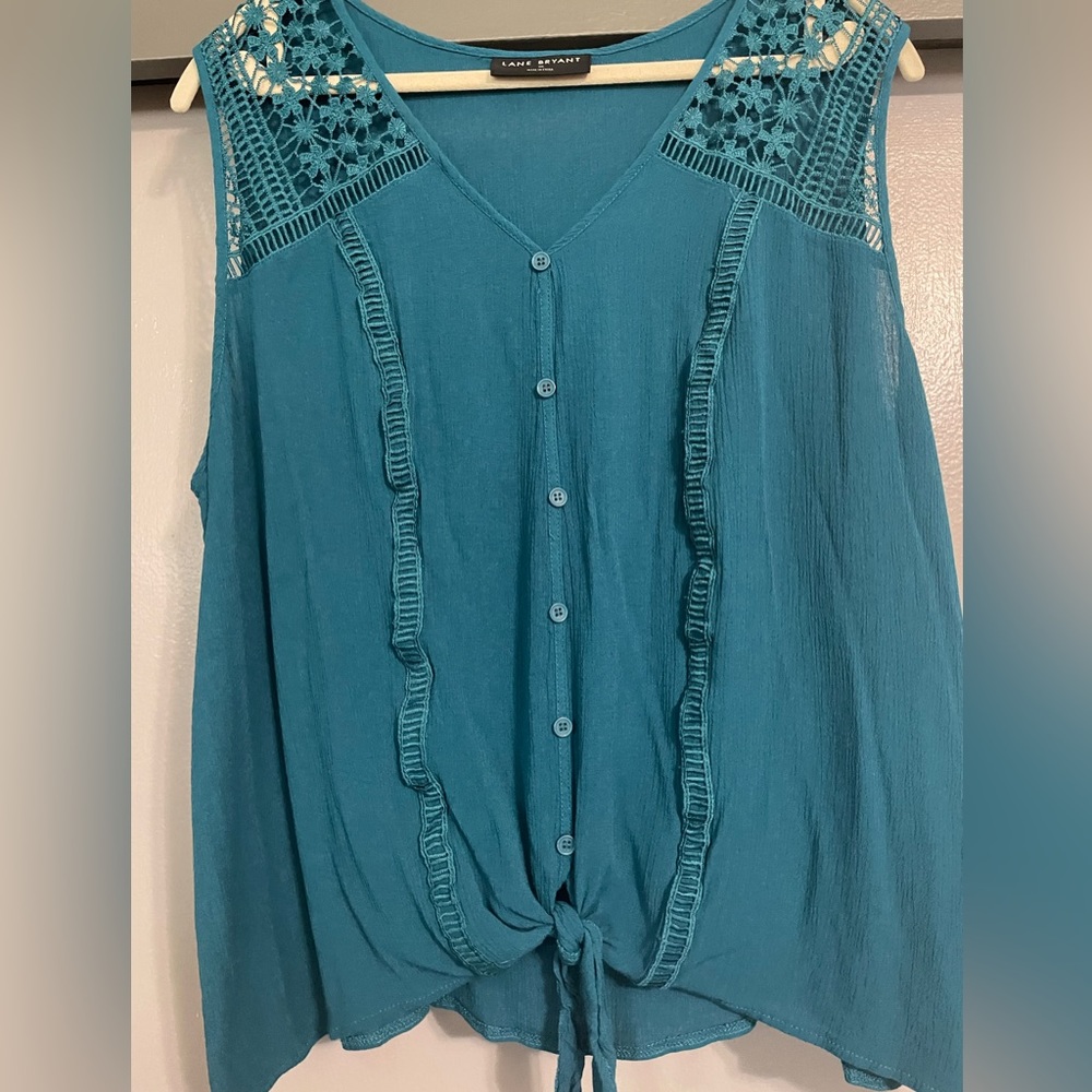 Lane Bryant size 20 sleeveless blouse